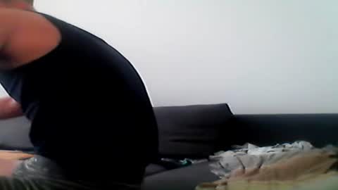 hubikush22 online show from July 25, 2026, 1:52 pm