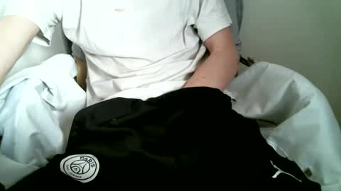 Keanu online show from October 27, 2025, 10:41 am