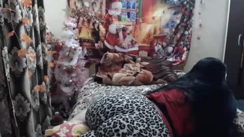 hugeassdevil online show from January 24, 2025, 10:08 pm