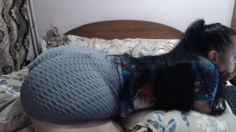 hugeassdevil online show from September 11, 2025, 7:47 pm