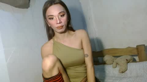 Snapshot of hugecock_caraxx chatting on July 26, 2026, 4:20 am Cara online show from July 26, 2026, 4:20 am