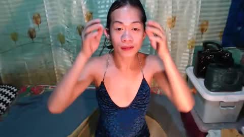 hugecockanna online show from April 12, 2026, 5:18 pm