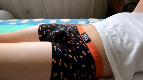 HugeCumshots online show from December 23, 2024, 10:33 pm