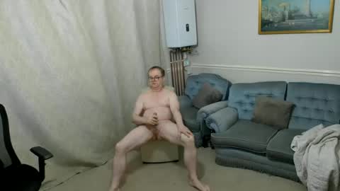 hugedick1965 online show from July 15, 2026, 10:59 pm
