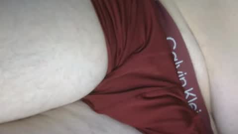 hugejass25 online show from April 19, 2026, 2:55 am