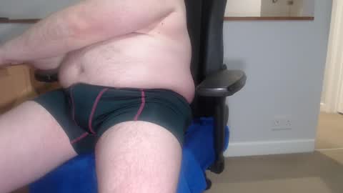 Huggie Bear online show from March 5, 2025, 10:22 am