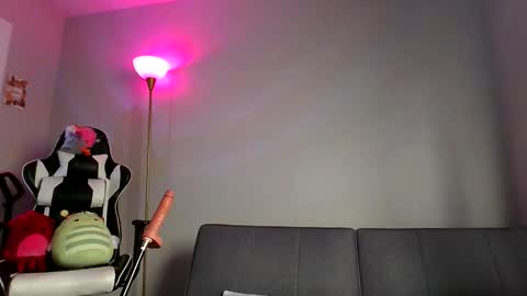 Raleigh Hugh Jannus online show from November 19, 2025, 7:58 pm