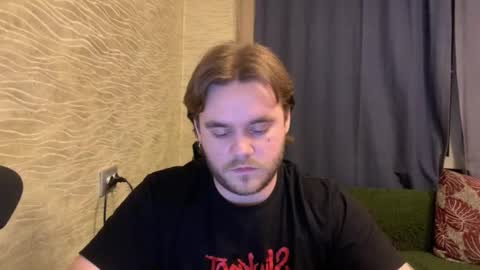 Hugo online show from April 21, 2026, 8:44 pm