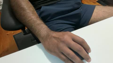 HunkyLover online show from March 20, 2026, 8:52 am