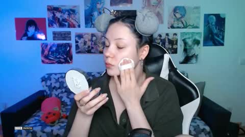 HugoMin online show from September 22, 2025, 1:18 am