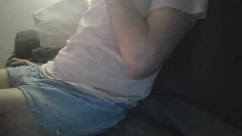 huguit026 online show from February 17, 2026, 1:02 am