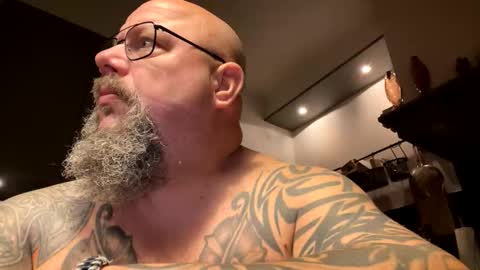 hukjisda online show from December 1, 2025, 5:23 am