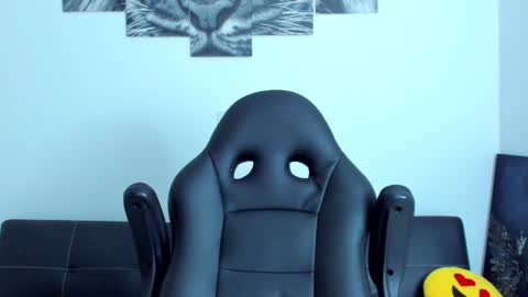 Eli online show from January 14, 2025, 2:40 am