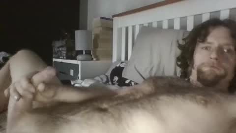 humdinger5775 online show from April 3, 2026, 1:42 pm