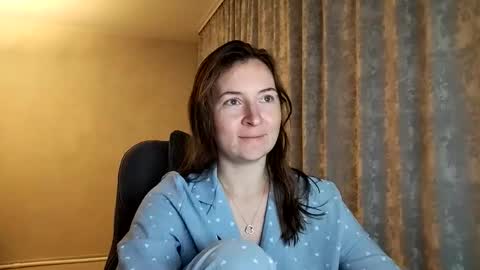 Snapshot of humpygrey chatting on September 15, 2025, 5:02 pm HumpyGrey online show from September 15, 2025, 5:02 pm