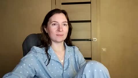 Snapshot of humpygrey chatting on October 9, 2025, 5:44 pm HumpyGrey online show from October 9, 2025, 5:44 pm