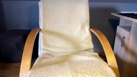 Snapshot of hundick_69 chatting on July 16, 2026, 12:55 pm hundick_69 online show from July 16, 2026, 12:55 pm