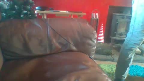 hung69foryou online show from December 19, 2024, 1:51 pm