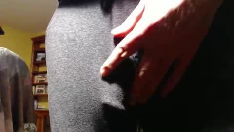 Big uncut cock dripping online show from December 18, 2025, 2:28 am