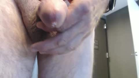 Snapshot of hung_hot_fit10 chatting on May 25, 2026, 7:31 pm Big uncut cock dripping online show from May 25, 2026, 7:31 pm
