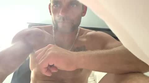 Snapshot of hunganhorny88 chatting on June 19, 2026, 4:39 am hunganhorny88 online show from June 19, 2026, 4:39 am