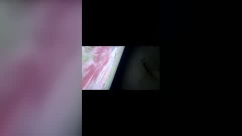 SweetUncutXL online show from April 17, 2026, 11:46 am