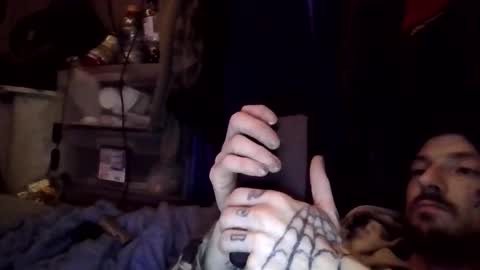 hungcocklg online show from December 17, 2025, 2:06 am