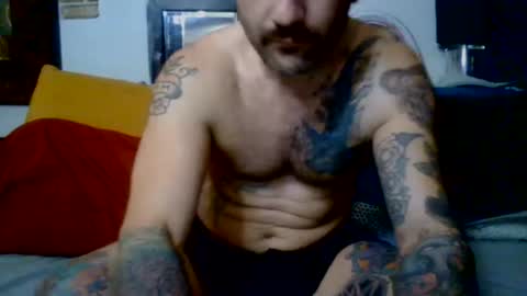 Snapshot of hungherowithoutacape chatting on June 26, 2026, 7:02 am hungherowithoutacape online show from June 26, 2026, 7:02 am