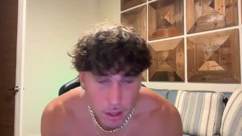 hungkingg22 online show from October 4, 2025, 1:25 am