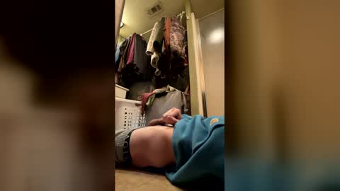 hungonthewall33 online show from February 7, 2026, 11:14 am