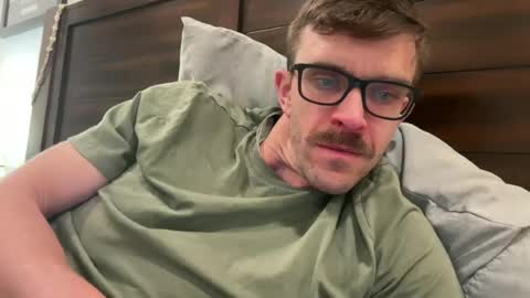 hungrunner24 online show from July 13, 2026, 2:36 am