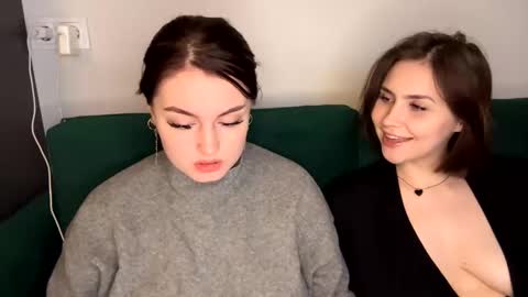 Evelyn  online show from December 10, 2024, 10:37 pm