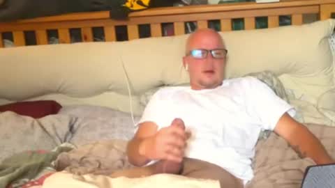 HuingsingleDad79 online show from July 20, 2026, 7:49 pm