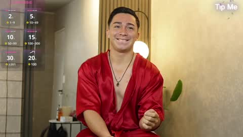 hunk_ryan online show from December 27, 2024, 1:39 pm