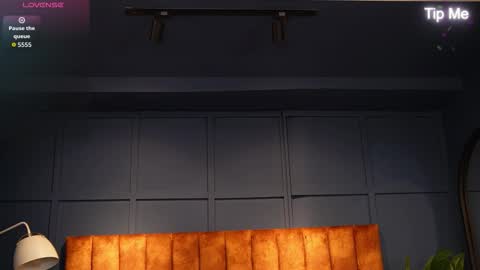 hunk_ryan online show from October 14, 2025, 12:28 pm