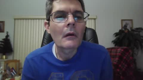 Snapshot of hunkmasclefad458 chatting on December 15, 2024, 5:02 am hunkmasclefad458 online show from December 15, 2024, 5:02 am
