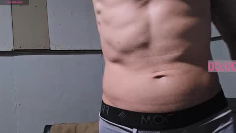 Snapshot of hunkwithglasses chatting on February 6, 2026, 4:06 am Wh8teboi online show from February 6, 2026, 4:06 am