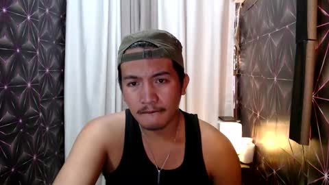 hunkylloyd online show from January 25, 2025, 5:40 am