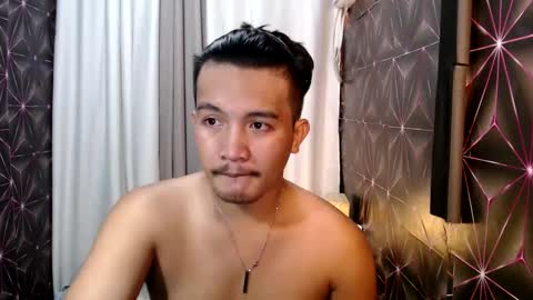 hunkylloyd online show from February 20, 2025, 10:05 am