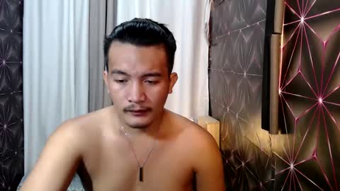 hunkylloyd online show from February 23, 2025, 4:24 pm