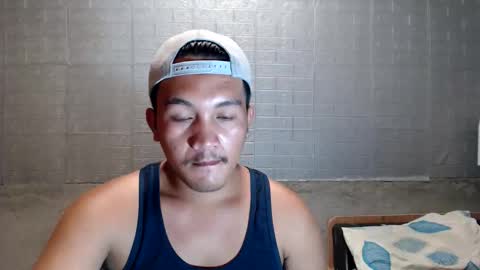 hunkylloyd online show from December 19, 2025, 2:18 am