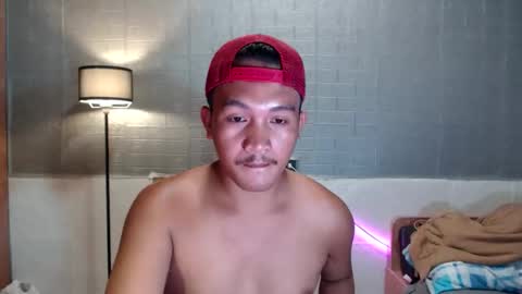 hunkylloyd online show from February 3, 2026, 6:40 am