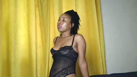 hunsweetpie online show from November 6, 2025, 7:53 am