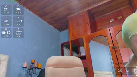 Snapshot of hunter_biggest chatting on December 2, 2025, 7:42 pm Hunter online show from December 2, 2025, 7:42 pm