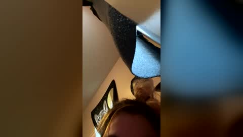 hunterbelle online show from July 4, 2026, 9:21 pm