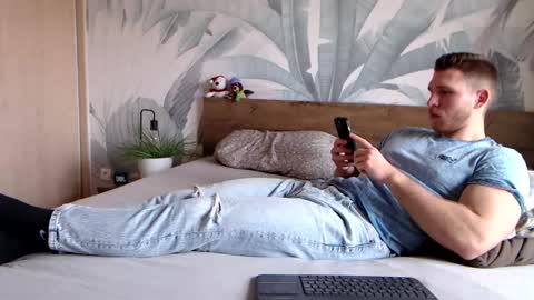 Hunter Bridges online show from February 9, 2025, 9:37 am