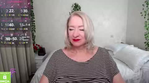 Irena online show from September 21, 2025, 1:57 pm