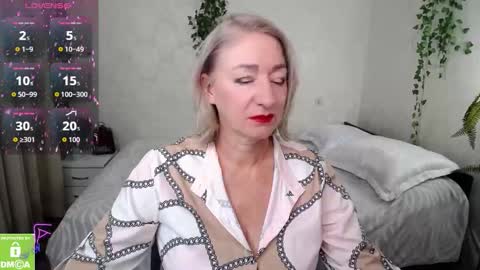 Irena online show from October 9, 2025, 2:04 pm