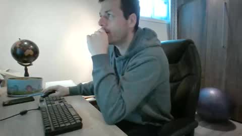 hurley7890 online show from January 30, 2025, 1:53 pm