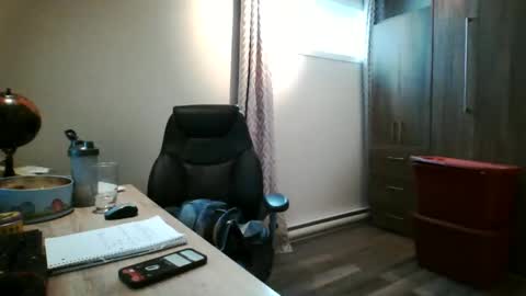 hurley7890 online show from February 25, 2025, 8:09 pm